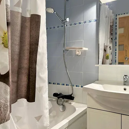 Avec Piscine, Parking Prive Et Terrasse - 4 Couchages, - Fr-1-251-478 Le Lavandou